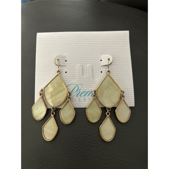 Gold Tone Teardrop Dangle Earrings With Mother Of Pearl Inlay Premier Designs - Picture 5 of 6